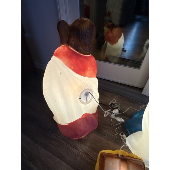 Vintage General Foam Christmas Blow Mold 3 Piece 27" Joseph Mary and Baby Jesus - Picture 12 of 13